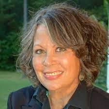 Benita Olsen's Instagram, Twitter & Facebook