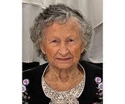 Pauline Shapiro's Instagram, Twitter & Facebook