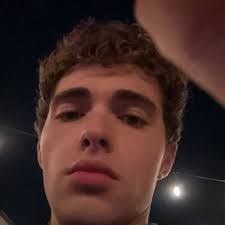 Chris Reyna's Instagram, Twitter & Facebook