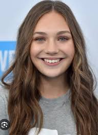 Those eyes stand out much more in Maddie's beauty✨✨✨