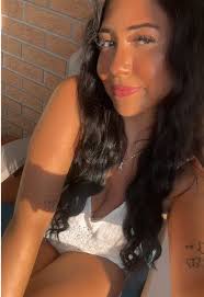 Videot nga Olivia Johnson (@oliviajohnson_23) me muzikën A Simple Song