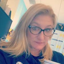 Lori K Morris (@owlhoop44)