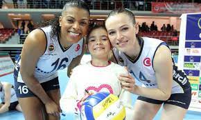 20 febbraio 1981 (30 anni). Fernanda Garay Leva O Fenerbahce A Decisao Da Liga Turca De Volei Nd