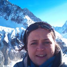 Ana Keating's Instagram, Twitter & Facebook