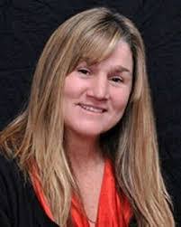 Kelly Vowels's Instagram, Facebook & TikTok