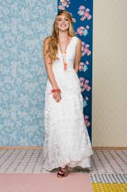 Beste hochzeitskleid bunt von brautkleid bunt. Brautkleid Hippie Style Mit Tragern Und Unglaublicher Spitze