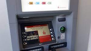 Hier finden sie eine liste von volksbank einzahlungsautomaten in der nähe erste gasse, bad arolsen, deutschland. Bankautomat Schluckt Geld Ohne Gutschrift Auf Dem Konto Landkreis Munchen Sz De