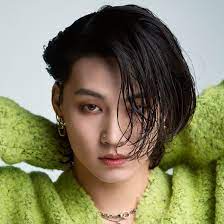 Ikon new kids continue album blue ver cd+poster+booklet+photocard kpop sealed. Got7 S Jb On Defining His Public And Private Selves Digital Cover Story Allure