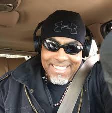 Sydney Colson finds Kelsey Mitchell for an easy two off the inbound 💥