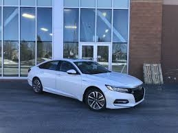 The 2021 honda accord is a midsize sedan available in six trim levels: 2019 Honda Accord Reviews And Comparisons Motor Illustrated