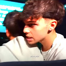 Karina y Marina: La Canción que les Pega Mucho 💘