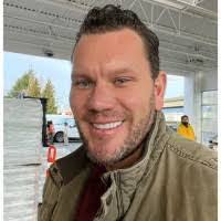 Steven Brayton's Instagram, Twitter & Facebook