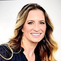 Michelle Platts's Instagram, Twitter & Facebook