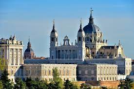 Spain's arts and financial center, the city proper and province form an autonomous community in central spain. Introduction To Madrid The Capital City Of Spain Encircle Photos