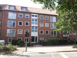 Die wohnungen haben neue balkone und neue fenster. 3 Zimmer Wohnung Zum Verkauf Hummelsbutteler Landstrasse 27 22335 Hamburg Fuhlsbuttel Mapio Net