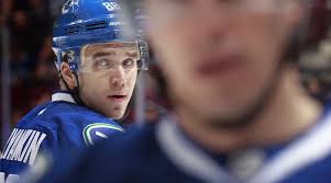 The canucks play their home games at rogers arena, which has an official capacity of 18,910. The Tallest And Smallest Players In Canucks History Vancouver Is Awesome