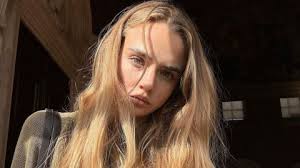 Даша Майстренко вийшла заміж і показала весільні фото