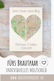 Besondere Hochzeitsgeschenke In 2020 Special Wedding Gifts Personalized Wedding Gifts Romantic Gifts
