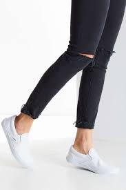 Vans Classic Slip On Sneaker White Slip On Vans White Vans Outfit Slip On Sneakers