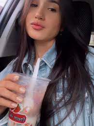 Que linda te ves siendo 💝🍃