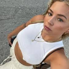 Frieda Voss (friedavoss)