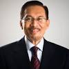 Anwar ibrahim memenangkan kursi ketua partai keadilan rakyat (pkr) pada minggu, 5 agustus anwar ibrahim: 1