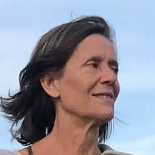 Catherine Merlin's Instagram, Twitter & Facebook