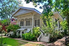 Old spanish house design philippines. Pin By Alexei Lukban On Philippine Ancestral House Spanish Colonial Homes Philippine Houses Filipino House