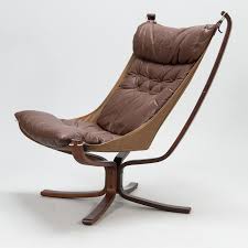 Both outside arms and outside backs are padded for ultimate support and construction. Sigurd Ressel A 1970 S Norwegian Falcon Chair Armchair For Vatne Mobler Bukowskis