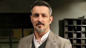 El impactante cambio de look de Fernando Coronado para la próxima temporada  de 'El secreto de Puente Viejo'