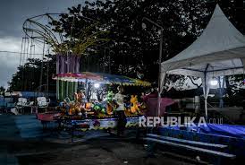 Dalam hadits diatas rasulullah memohon kepada allah untuk diberkahi umatnya di waktu pagi hari mereka. Baru Kemarin Dibubar Paksa Pasar Malam Bkt Kembali Ramai Republika Online