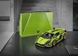 That's right, this hypercar is a hybrid. Lamborghini Sian Fkp 37 Von Lego