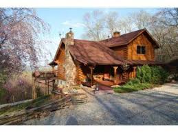 Lampe Real Estate Listing For Mls 30357999 3 Bed 3 Bath Forest House Cabins In The Woods Cabins For Sale