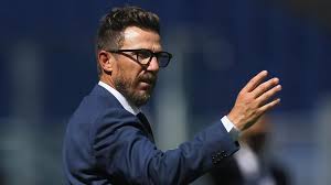 Eusebio di francesco akan mempermalukan liverpool di olimpico! Di Francesco Unperturbed By Tough Time At Roma