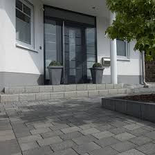 Terra Toscana Pflaster Und Platten Fur Garten Und Haus Hofeinfahrt Treppe Aussen Und Eingang Treppe