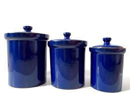 Canisters are great for storing salt, sugar, tea, coffee beans, cookies, pasta and lots more, while the included lid is designed to keep contents safe and seal in freshness. Cobalt Blue Ceramic Canister Set Made In Italy Italian Kitchen Accessory Royal Navy Blue Kitchen C Ceramic Canister Set Blue Kitchen Canisters Ceramic Canister
