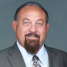 Scott Hulett's Instagram, Twitter & Facebook