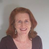 Julie Eakins's Instagram, Twitter & Facebook