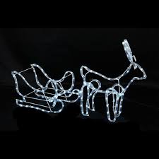 Décoration père noel a suspendrece père noel lumineux va décorer votre intérieur. Traineau Avec Ses Rennes Solaire A Led Cdiscount Maison