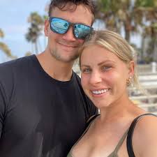 When do babies start eating more solids?