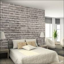 Özellikle yatak başlarındaki duvar kısmına yapılan duvar kâğıtları yatak ile bir bütünlük sağlayarak hoş bir görünüm oluşturacaktır. Yatak Odasi Duvar Kagidi Nasil Olmali 1dekorasyon