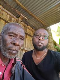 From simple heartwarming moments to memorable travels, your love and care  are truly appreciated. Happy Father's Day from PAL! 💙🧍🏻‍♂️