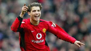 Manchester united are in advanced talks to sign portugal captain cristiano ronaldo from juventus. D5esfrvqtgsdtm
