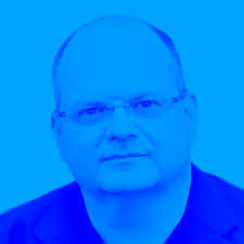 Avi Nakash's Instagram, Twitter & Facebook