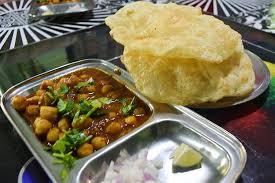 The crispy puffed bhatura makes an excellent combo with hot & spicy chole / chickpeas curry. Best Places To Get Chole Bhature Lbb Hyderbabad