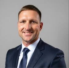 Is LASIK eye surgery a good option for pilots?