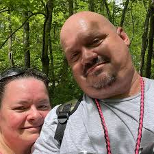 What are some good RC car tracks and skate parks in Lexington, Kentucky?