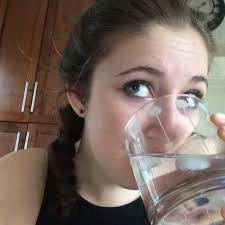 Anna Mercier (@Annamercierrr)