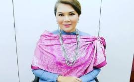 Senator ras adiba mohd radzi, 52, is the new chairperson of bernama, the malaysian national news agency, and the first woman to be appointed to the post. Suka Duka Ras Adiba Di Hari Pernikahan Metrotv