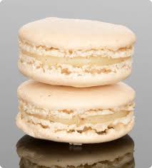 Le Meilleur Macaron A La Vanille Celui De Laduree Macaroons Pastry Desserts